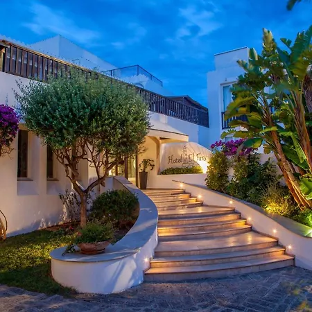 El Faro & Отель Альгеро