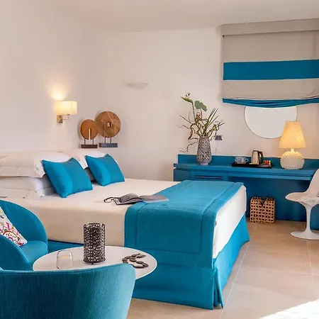 El Faro & Hotel 4*
