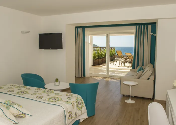 Hotel El Faro & Alghero